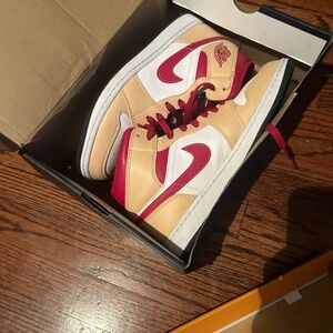 Barley used Jordan 1 Mid